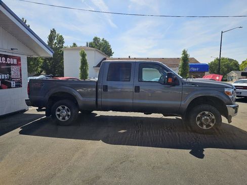 Used 2013 Ford F250 XLT w/ FX4 4X4 Off-Road Pkg image 12