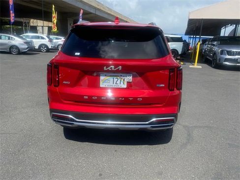 Used 2022 Kia Sorento SX w/ Panoramic Sunroof Package image 5