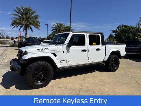 Used 2021 Jeep Gladiator Sport AWD/4WD image 5
