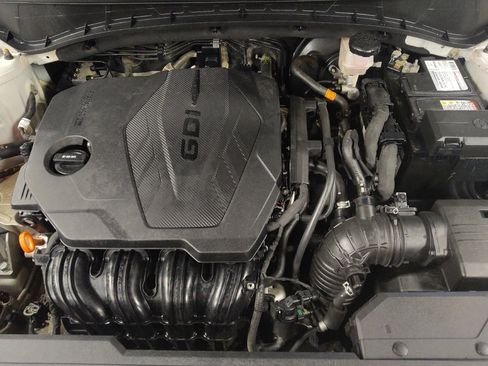 Used 2022 Hyundai Tucson SE image 30