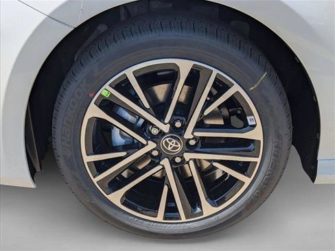 New 2026 Toyota Camry XLE AWD/4WD image 10