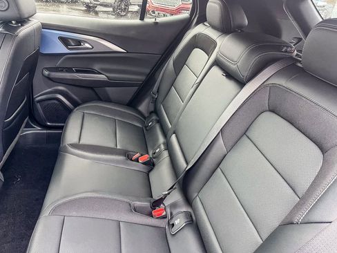 New 2026 Chevrolet Equinox EV LT image 17