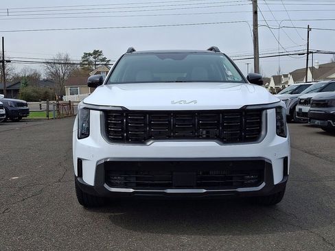 Used 2024 Kia Sorento X-Line EX image 3