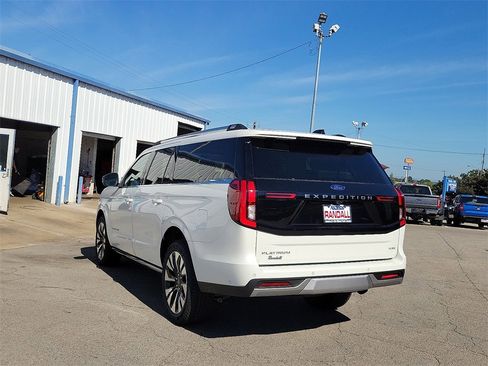 New 2025 Ford Expedition Max Platinum w/ Platinum Ultimate Package image 4