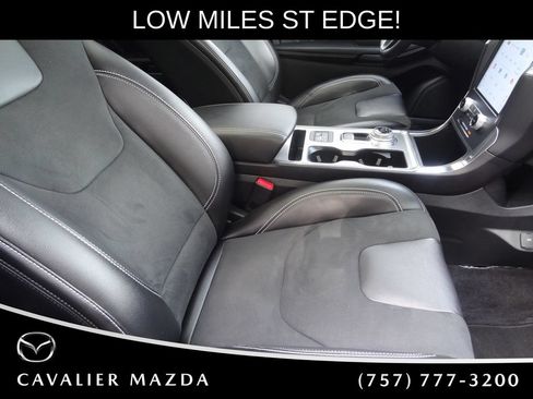 Used 2024 Ford Edge ST w/ Equipment Group 401A AWD/4WD image 20