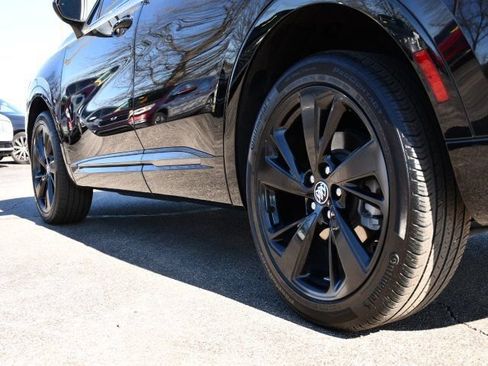 Used 2023 Buick Envision Preferred image 10