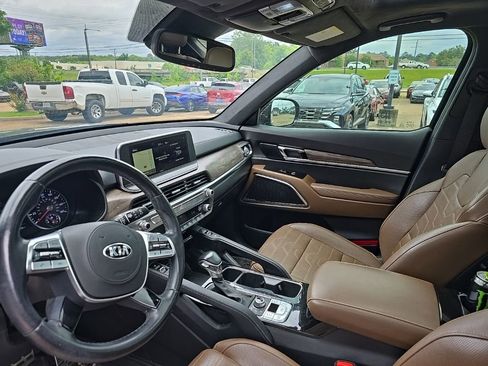 Used 2021 Kia Telluride SX w/ SX Prestige Package AWD/4WD image 11