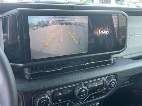 Used 2024 Jeep Wrangler Sport S image 32