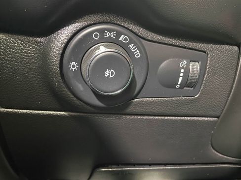 Used 2022 Dodge Durango GT image 29