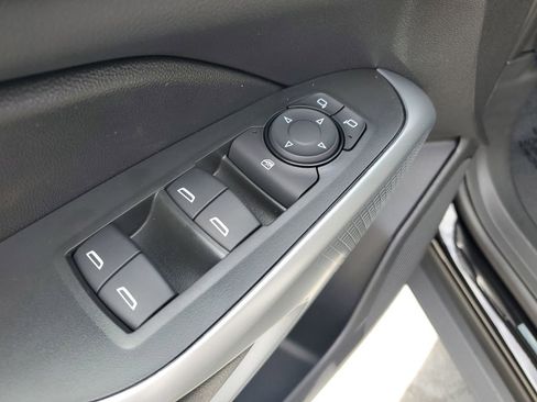 New 2026 Chevrolet Trax LS FWD image 19