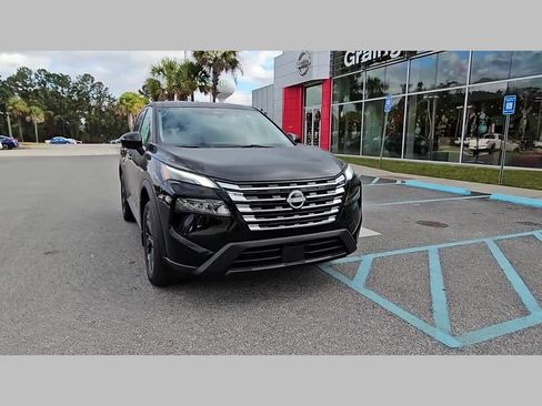 New 2026 Nissan Rogue SV image 19