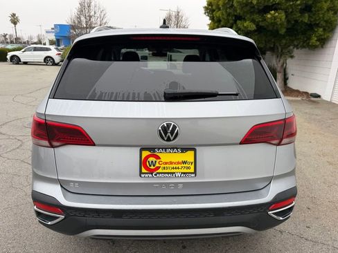 Used 2024 Volkswagen Taos SE FWD image 4