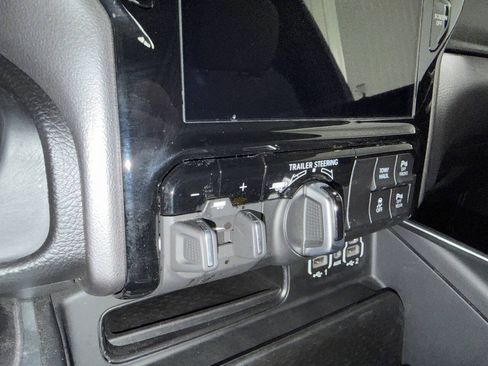 Used 2023 RAM 1500 Big Horn AWD/4WD image 23