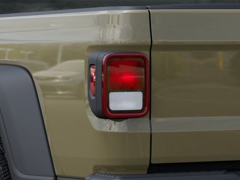 New 2025 Jeep Gladiator Sport image 25