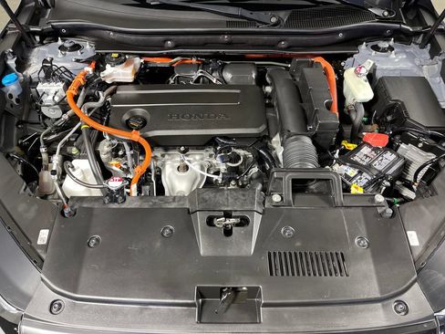 Used 2023 Honda CR-V Sport Touring image 9
