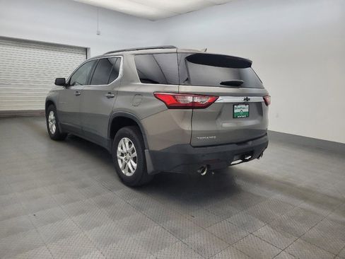 Used 2019 Chevrolet Traverse LT FWD image 5