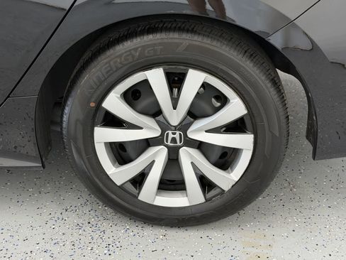 Used 2025 Honda Civic LX image 23