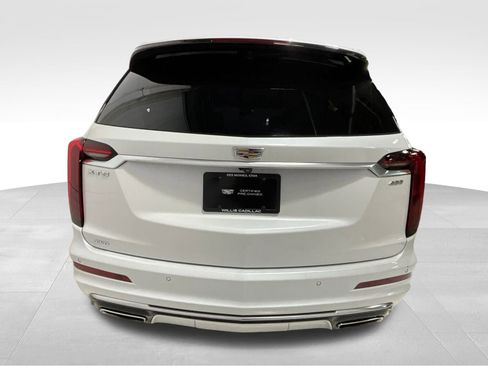Used 2024 Cadillac XT6 Premium Luxury w/ LPO, Floor Liner Package image 4