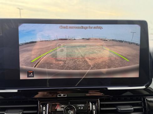 New 2026 Nissan Pathfinder SV image 12