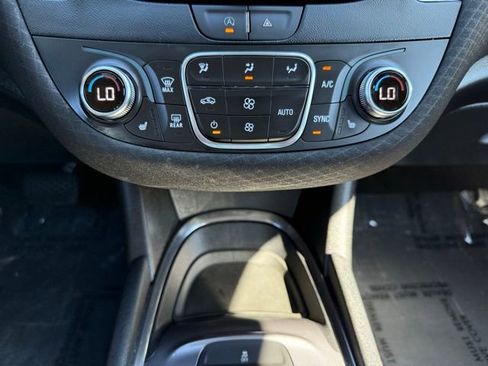 Used 2023 Chevrolet Malibu LT image 23