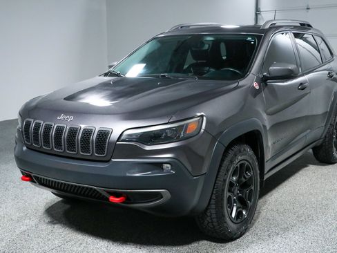 Used 2020 Jeep Cherokee Trailhawk w/ Trailer Tow Group AWD/4WD image 30