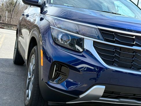 Used 2025 Kia Seltos LX image 9