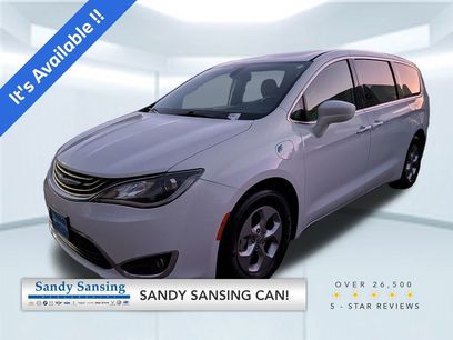 Used 2017 Chrysler Pacifica Touring Plus