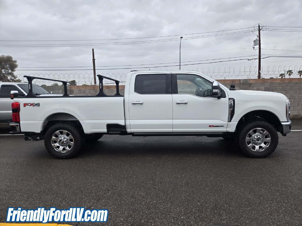Used 2025 Ford F350 Lariat w/ Lariat Ultimate Package AWD/4WD image 4