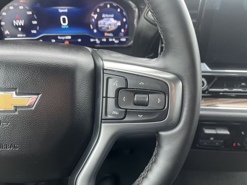 Used 2025 Chevrolet Silverado 1500 LT image 19