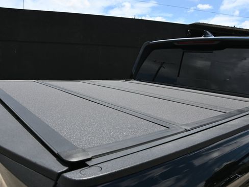 Used 2025 Honda Ridgeline Black Edition image 8