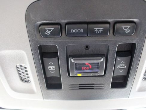 Certified 2022 Toyota Camry XSE w/ Navigation Package FWD image 33