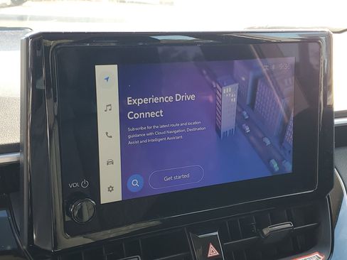 Certified 2025 Toyota Corolla LE image 29