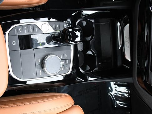 Used 2022 BMW X3 xDrive30i w/ M Sport Package 2 image 16