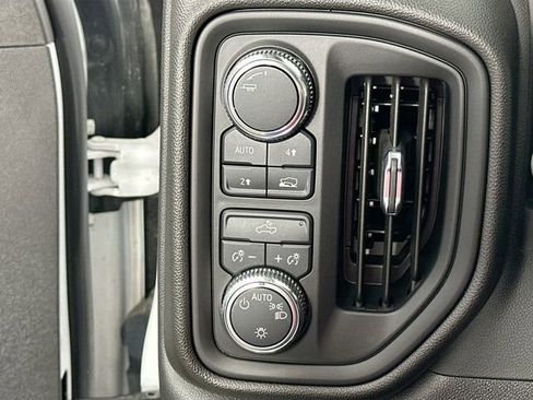 Used 2024 GMC Sierra 1500 Pro w/ Graphite Edition AWD/4WD image 19