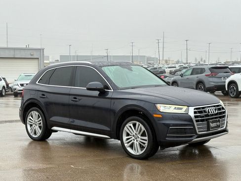 Used 2019 Audi Q5 2.0T Premium Plus w/ Premium Plus Package image 4