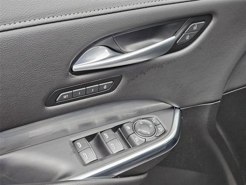 Used 2024 Cadillac XT4 Premium Luxury FWD image 22