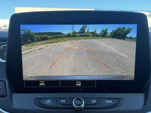 Used 2024 Chevrolet Blazer LT AWD/4WD image 21