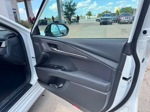 Used 2025 Toyota Camry LE FWD image 20