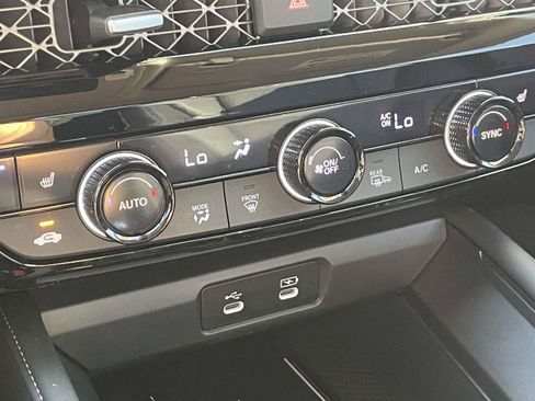 Used 2024 Honda Accord Touring image 28