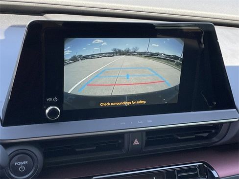 Used 2026 Toyota Prius Plug-In Hybrid image 17