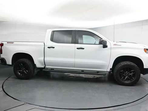 Used 2023 Chevrolet Silverado 1500 LT Trail Boss w/ Protection Package AWD/4WD image 12