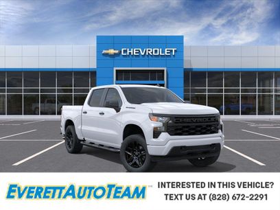 New 2026 Chevrolet Silverado 1500 Custom w/ Turbomax Blackout Package
