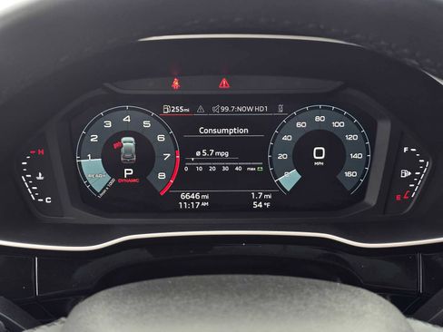 Used 2024 Audi Q3 2.0T Premium Plus w/ Premium Plus Package image 25