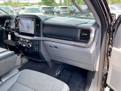 Used 2025 Ford F150 XLT w/ Equipment Group 301A Standard AWD/4WD image 12