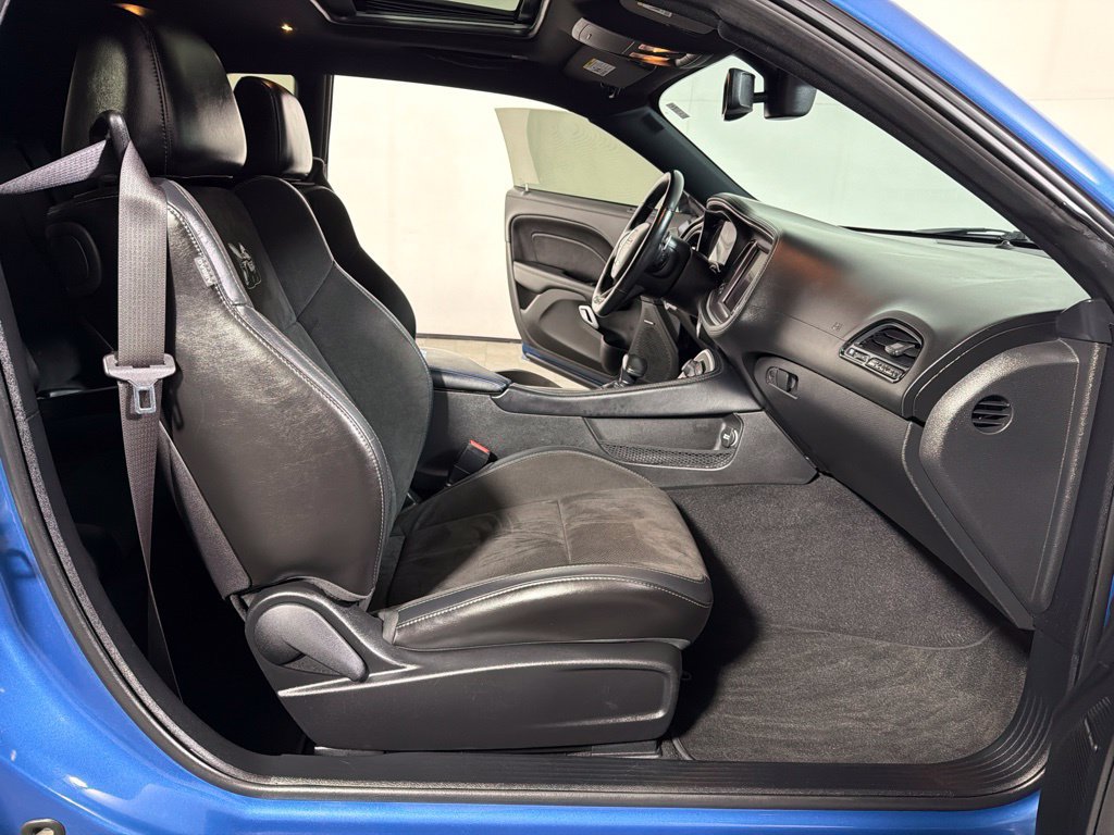 Used 2022 Dodge Challenger R/T Scat Pack w/ Shaker Package RWD image 21