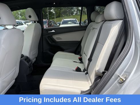 Used 2021 Volkswagen Tiguan SE R-Line AWD/4WD image 31