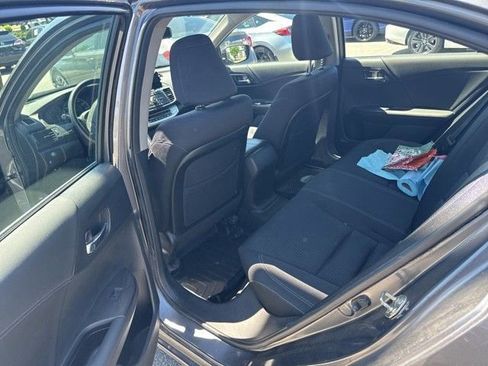 Used 2014 Honda Accord Sport image 9