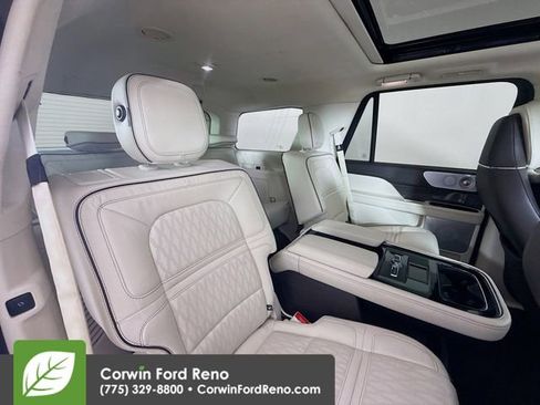 Used 2020 Lincoln Navigator Black Label w/ Cargo Convenience Package AWD/4WD image 29