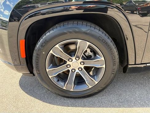 Used 2024 Jeep Grand Wagoneer L 4WD image 14