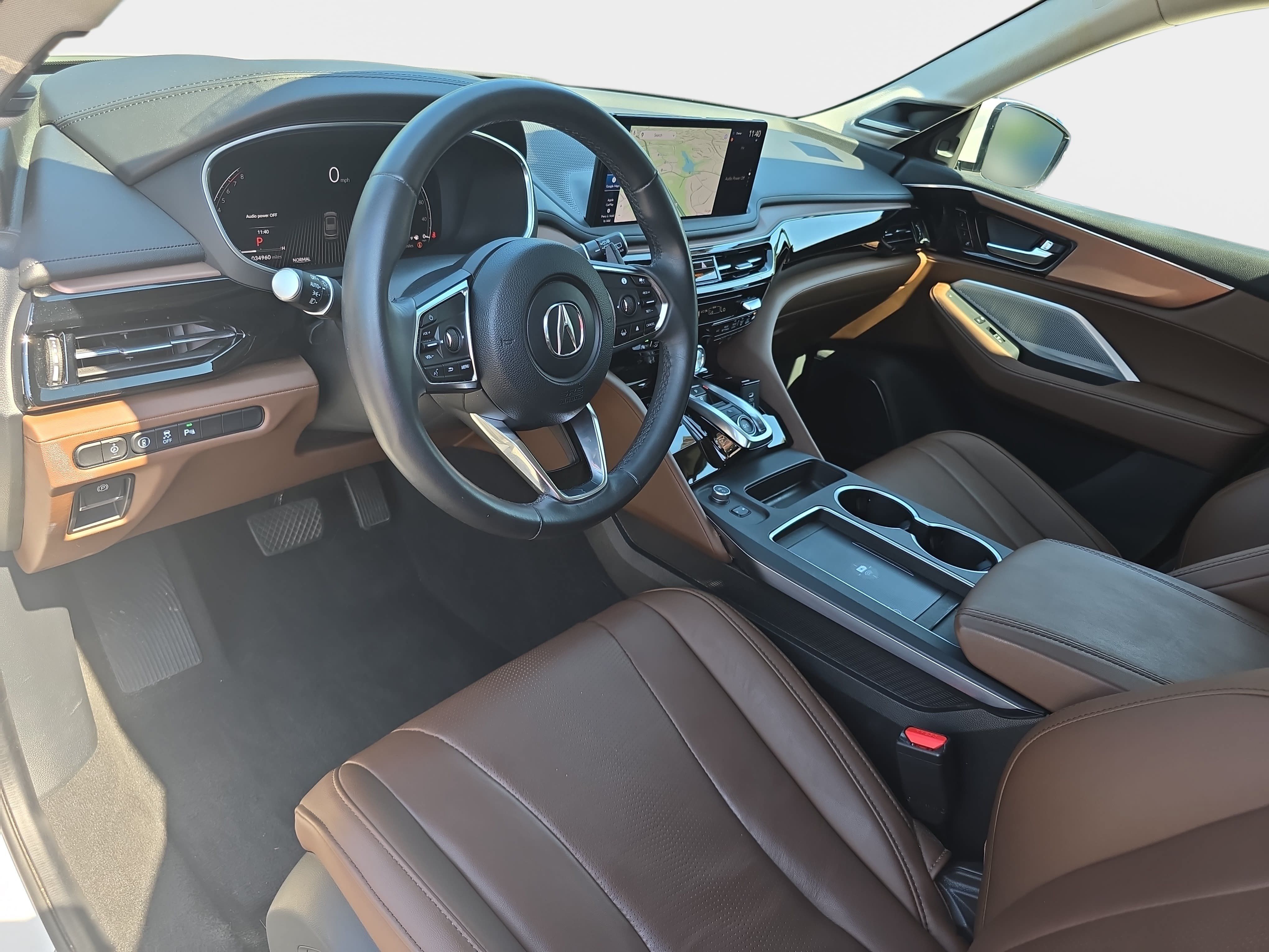 Certified 2025 Acura MDX w/ Technology Package FWD image 17